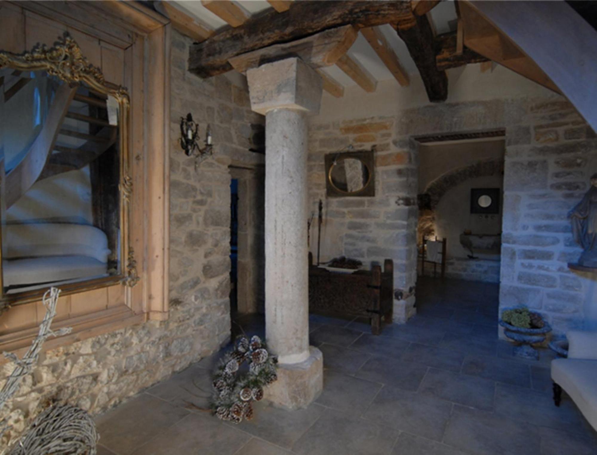 La Grange A Nicolas Baume-les-Messieurs Exteriör bild