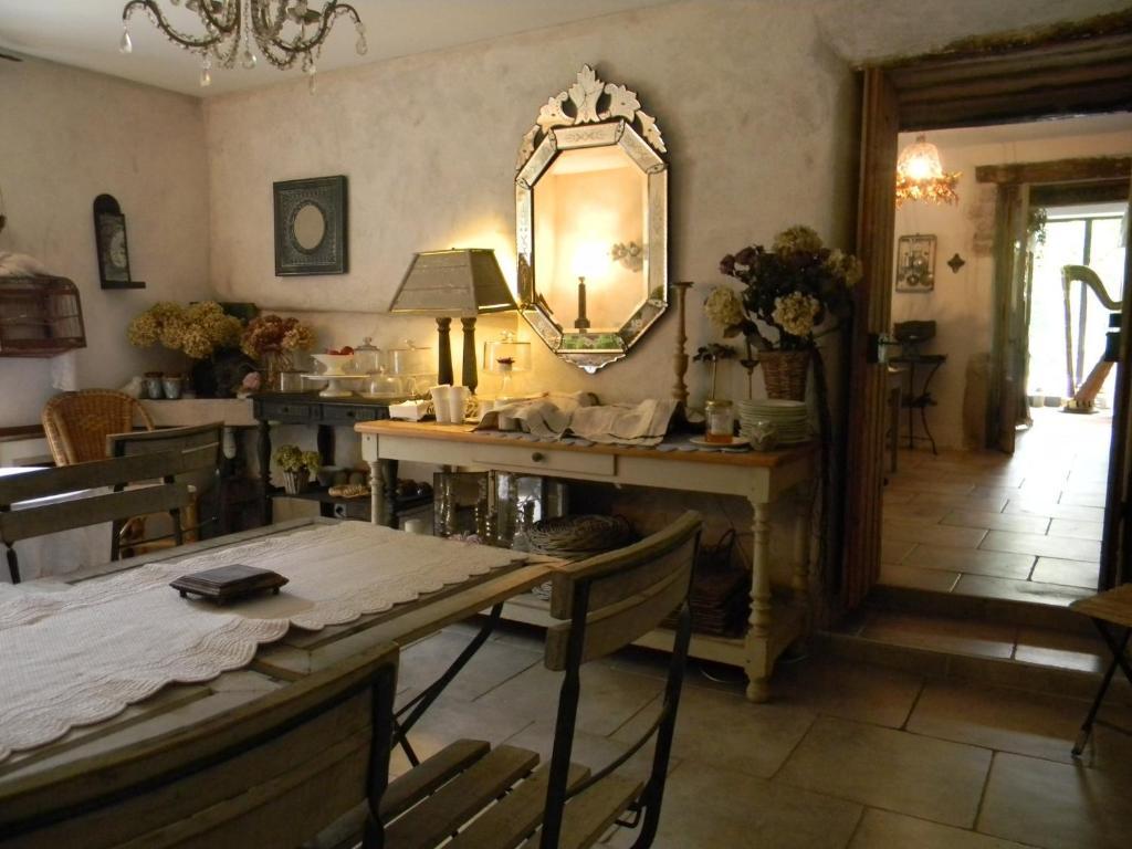 La Grange A Nicolas Baume-les-Messieurs Exteriör bild